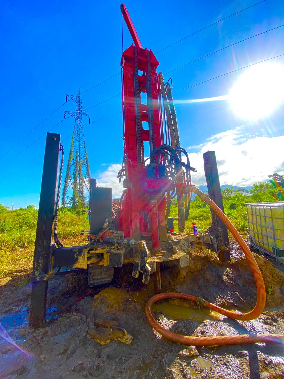 Pozo agrícola con sistema de riego en Honduras